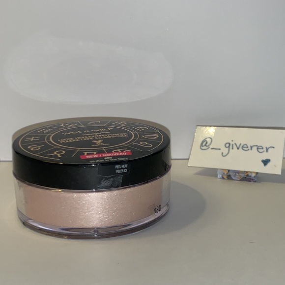 Written In The Stars MegaGlo Loose Highlighting Powder - Picture 3 of 11